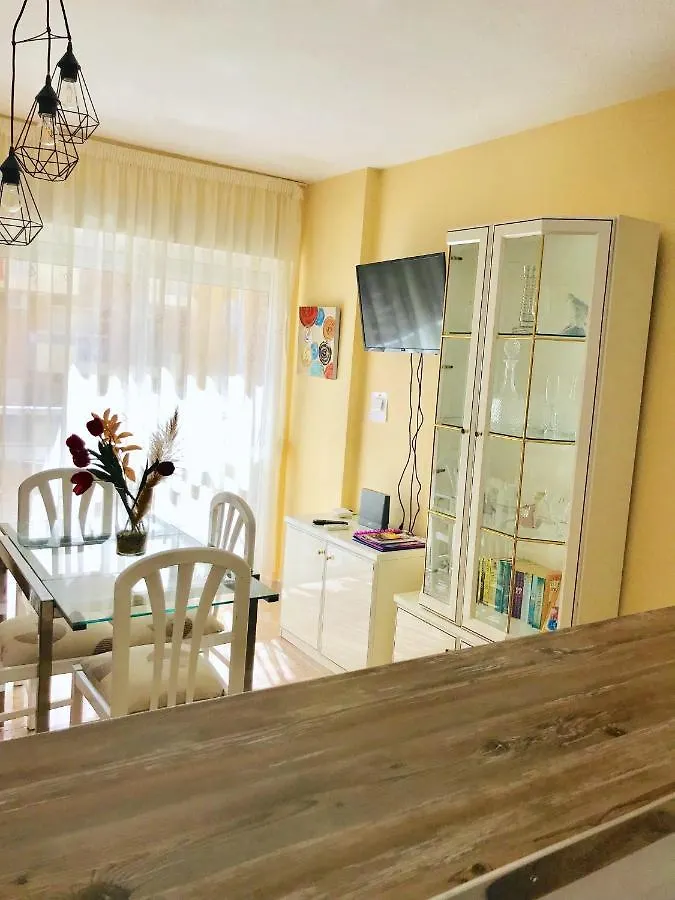 Apartamento Con Aire Acondicionado+Jardin Y Piscina Daire Benalmádena